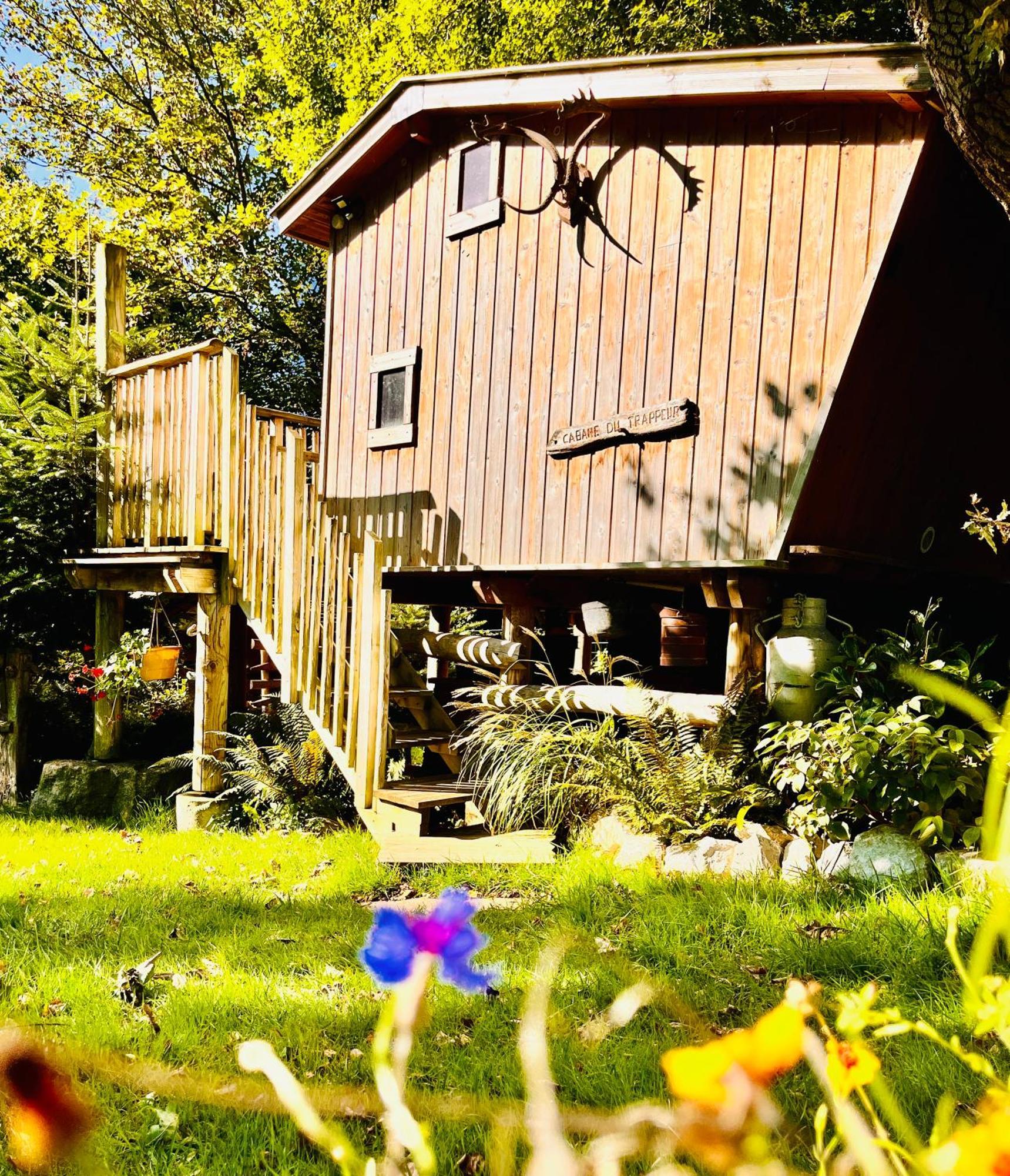 La Cabane Perchee Du Trappeur Écrainville 외부 사진
