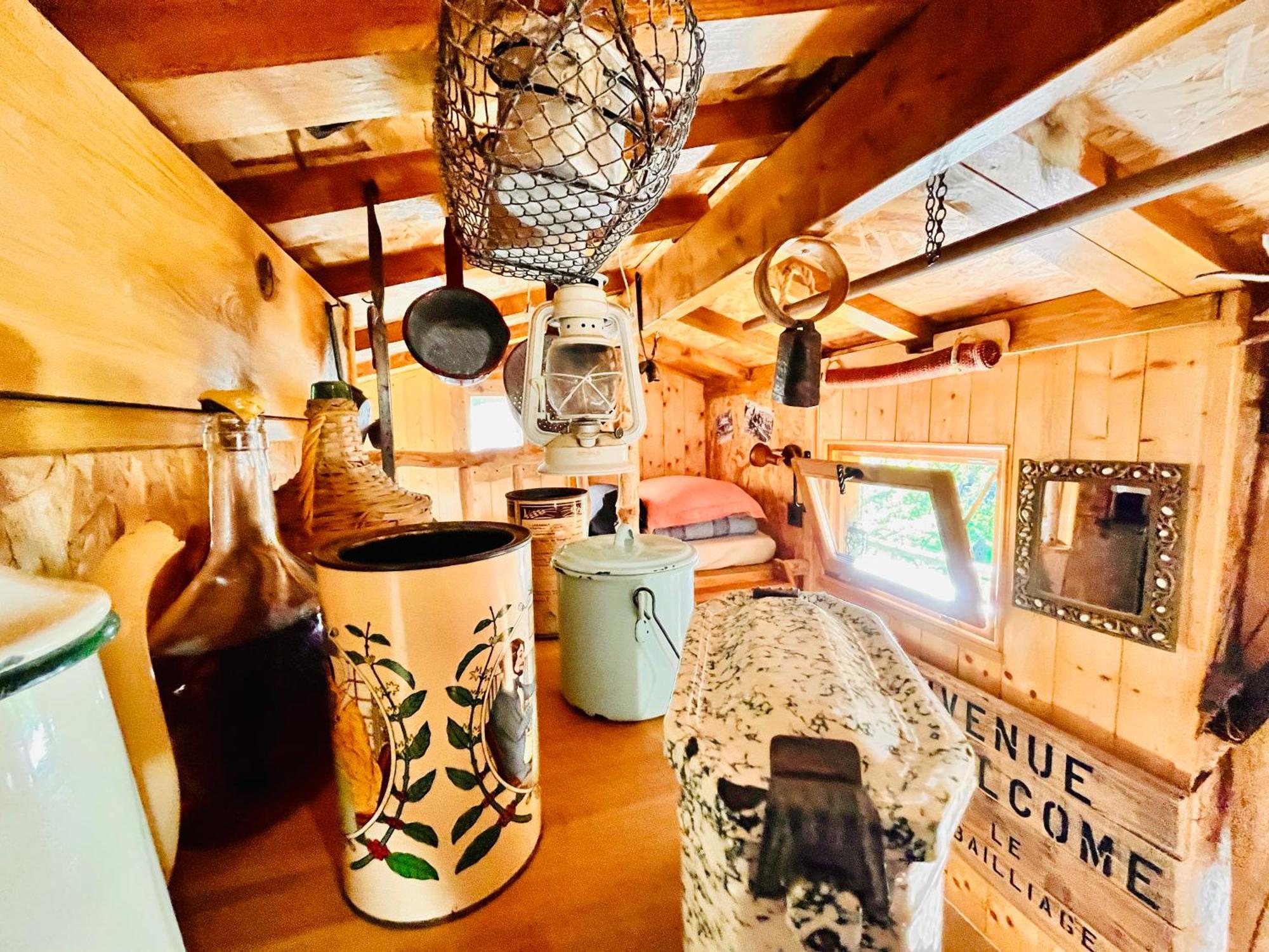 La Cabane Perchee Du Trappeur Écrainville 외부 사진