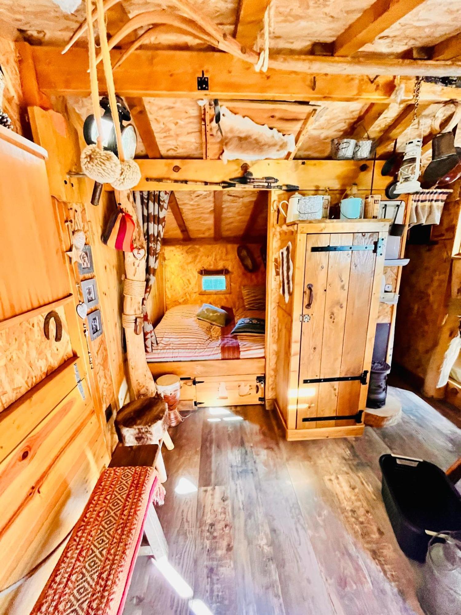 La Cabane Perchee Du Trappeur Écrainville 외부 사진